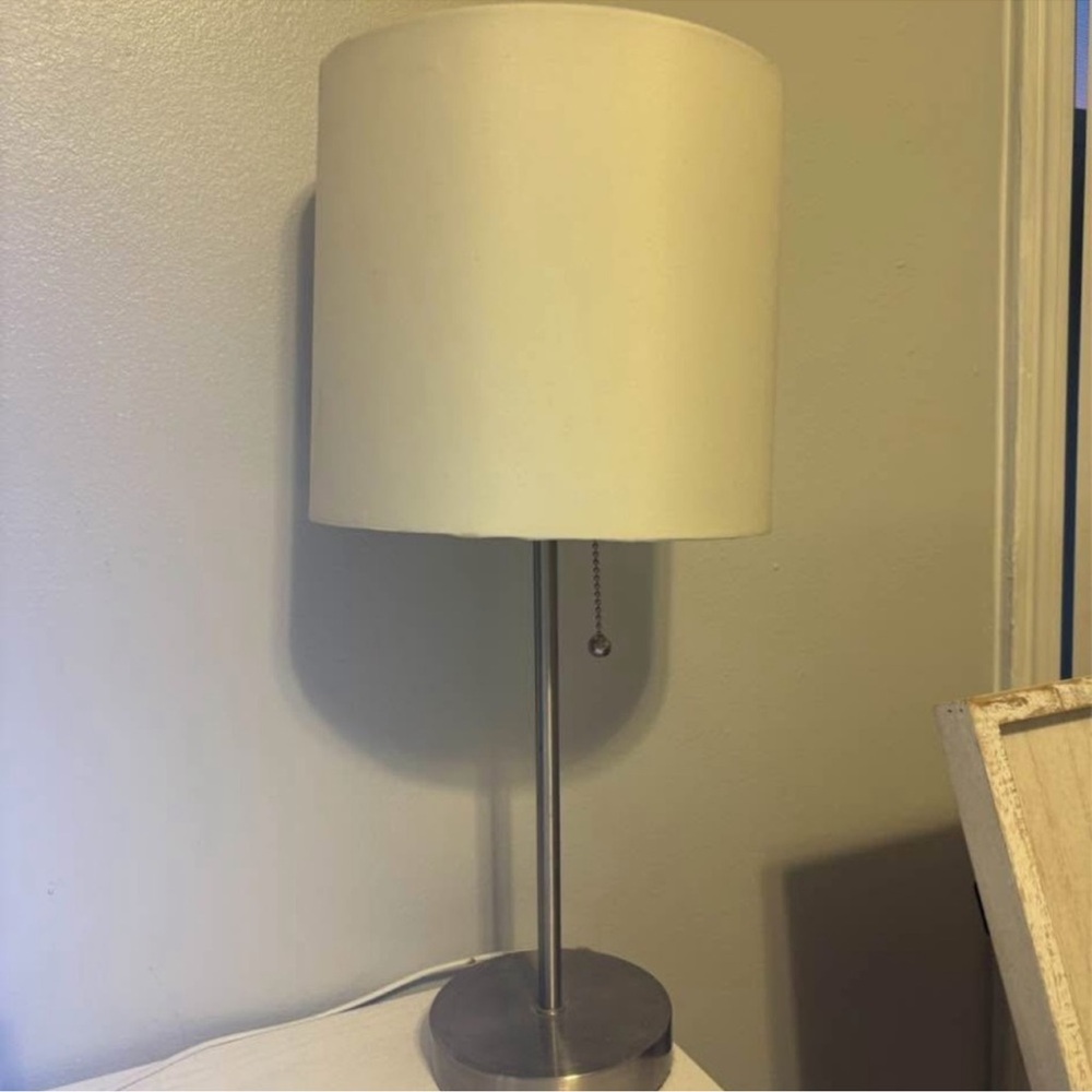 Elegant White Table Lamp